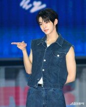 투어스 도훈 ‘무결점 외모~’