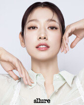 박신혜, 올타임 레전드…근접하니 더 화려한 미모 [화보]