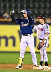 김주원의 2루타로 간신히 면한 노히트 패배