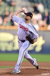 치리노스, 위닝시리즈 위한 역투