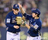 전사민-박민우, 주장의 폭력에 귀여운 웃음