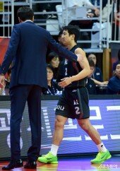 허훈, 부상으로 교체