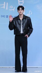 김선민, 모델 출신 다운 훤칠함