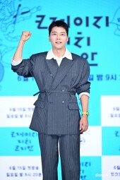 전현무, 패셔니스타가 되자! 파이팅! (크레이지 리치 코리안)[DA포토]