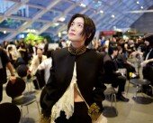 심은경, 부국제 레드카펫 ‘왕자님 룩’ 완벽 소화 [DAY컷]