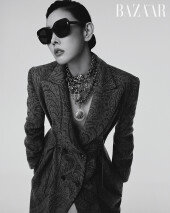 한혜진, 분위기 美쳤다…톱모델 아우라 [화보]