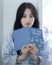 박보영, 다시 전성기…포근 미소 비하인드컷