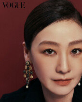 이미연, 10년 만에 전한 근황…美친 미모 [화보]