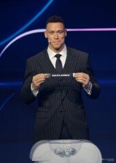 한국의 1승 제물? ‘남아공 A조로’ [포토]