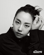 안소희 맞아? 연극판 뛰어들더니 눈빛부터 달라졌다 [화보]