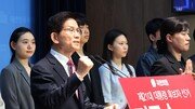 ‘노동운동의 대부’ 김문수 전 장관, 대선 출마 선언 [청계천 옆 사진관]