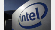 美반도체 정책의 역설… 지분투자-경쟁사 관세에도 인텔 주가 ‘곤두박질’