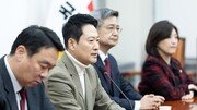 張 사퇴 요구했던 오세훈 “실망스럽다” 