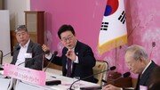 [사설]27년간 ‘노사정’ 외면한 민노총… 이젠 대화 테이블로 나오라