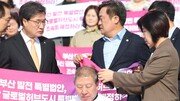 [정치 한 컷]정치인에게 삭발이란?