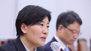 송미령 “에너지 절약 실천 위해 대중교통 출근”