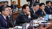 李 “지휘관이 빨간색이면 발끝까지 빨간색 만들라“…관료사회에 경고