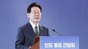 인도 성장력 상징 ‘초록’ 넥타이 맨 李 “韓-인도 완전히 다른 차원으로 발전”
