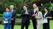 李, 비교섭단체·무소속 의원 초청 오찬…靑 “포용적 소통 행보”
