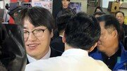 부산서 마주한 하정우·한동훈…포옹하며 “해봅시다”