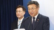 [속보]윤호중 행안장관 “잠실 사적 검문·허위 유포 엄중히 책임 묻겠다”