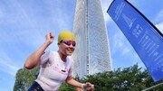 석촌호수 헤엄치고 123층 질주…철인왕은 누구? [청계천 옆 사진관]