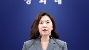 靑 “수사·기소 분리 흔들린 적 없다”…유시민 ‘李 필패론’ 우회 반박