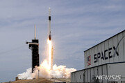 7년전 발사된 스페이스X 로켓 상단부 4t 물체 3월4일 달과 충돌