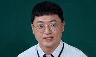 ‘충주맨’ 김선태 돌연 사직…이젠 셀럽 행보?