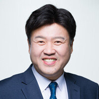 김용 민주연구원 부원장. [김용 홈페이지]