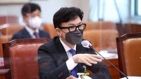 민주 “한동훈 임명 강행 尹, 협치 요구 말라…20일 한덕수 인준 투표”