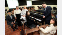 스님-신부-목사-교무가 한 마음으로 부르는 4대 종교 평화음악회 열려