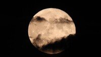 오늘 밤 ‘추석 보름달’, 서울은 오후 6시 23분 뜬다