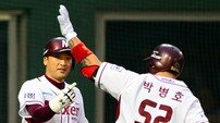 [베이스볼 피플] 이택근 “7년만의 PS…” 백의종군 선언