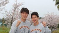 [사커토크] 송진형·이용 “우리의 축구 인생 봄날은 지금부터”