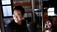 [인터뷰] ‘우리는 형제’ 김성균 “배우, 연기에 ‘신내림’ 받은 사람들 아닐까” 