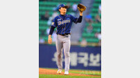 [베이스볼 피플] 암투병 원종현 “내년엔 꼭 마운드 오를 것”