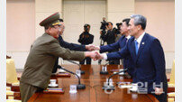 남북고위급 접촉 사흘째 강행군, 협상 타결 소식 없어…김관진-황병서 1대1 담판 소식도