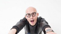 [인터뷰] 황재근 디자이너, 이런 캐릭터 또 없습니다