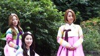 [동아포토+]멜로디데이 ‘단아한 한복도 잘 어울리죠?’
