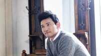[인터뷰④] ‘검사외전’ 황정민 “강동원-정우성-송중기 옆에 서면 오징어”