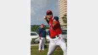 [베이스볼 피플] 최고령투수 최영필 “하루하루가 전쟁”