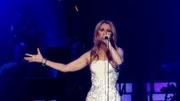 셀린 디온, 남편 사망 뒤 첫 무대서 결국 ‘눈물’