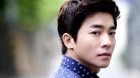 [인터뷰] ‘나무 위 군대’ 김영민 “전쟁은 어디선가 일어날 수 있는 모순”