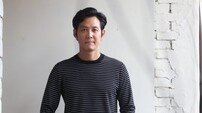 [인터뷰③] 이정재 “정우성 대표와 마찰 無…지시 받는 입장” 너스레