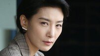 [인터뷰 ①] ‘굿와이프’ 김서형 “로펌 대표 역할 고충? 목 디스크 올 뻔”