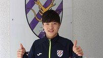 [사커 피플] 전남 김영욱 “日 대신 잔류…날 키워준 전남, 내 이익만 좇을 순 없다”