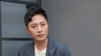 [DA:인터뷰①] 진구 “‘원라인’ 감독 봉준호 느낌…임시완, 붙임성 최고”