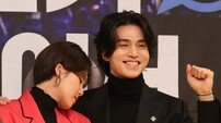 [DA:현장] 꿈 이룬 이동욱X계 탄 장도연…‘토크가 하고 싶어서’ ft.공유 (종합)