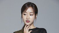 [DA:인터뷰①] 이나은 “‘어하루’ 속 대사, 낯 간지러 진짜 맞나 의심도”